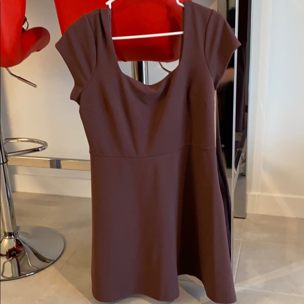 Express profession dress